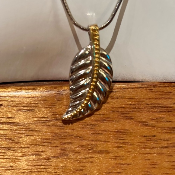 2/$15 - Elegant Silver-Tone Leaf Pendant Necklace & Matching Earring Set - Picture 2 of 7